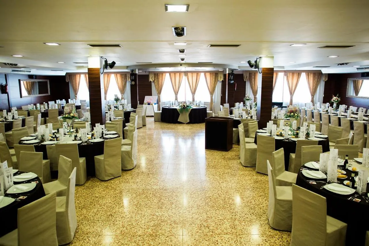 Hotel Hotel, H De L'Anton Batea Spagna